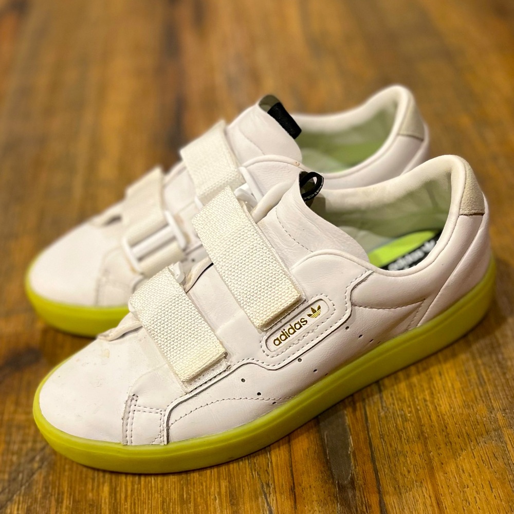 Adidas Sleek Women’s 6.5/7 - Velcro close